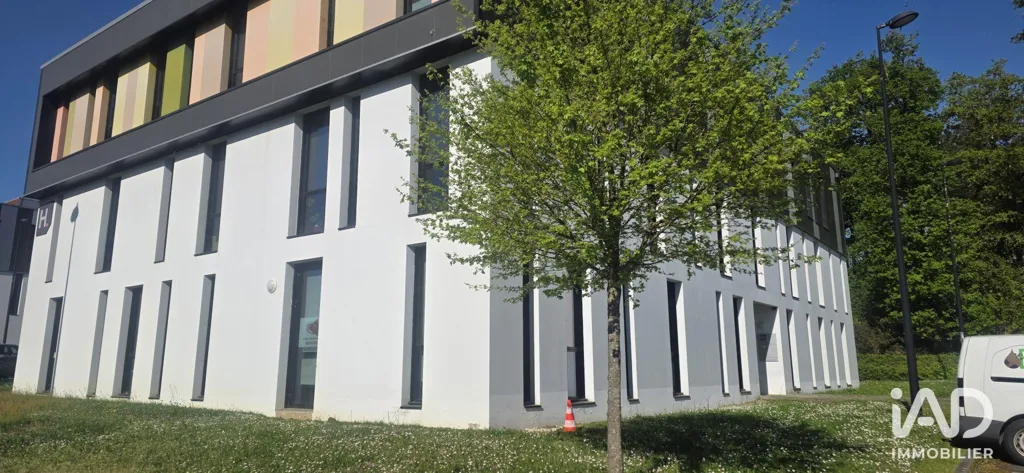 Välivaade - Modern Offices with Energy Performance B in Orvault