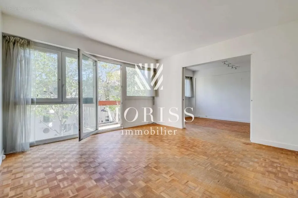 Appartement 4 pièces à Paris-17e