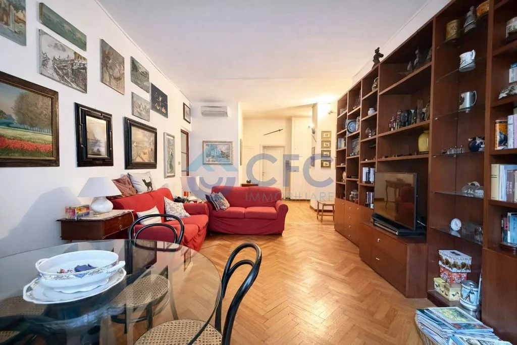 Living Room - Luxury Apartment in Historic Milan Centre