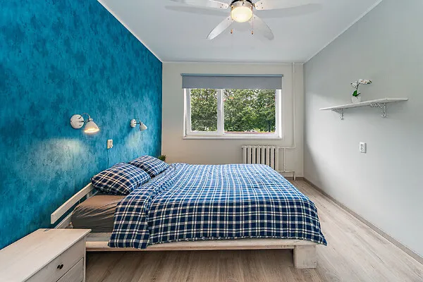 Magamistoad - Apartment with Separate Bathrooms in Mustamäe, Tallinn