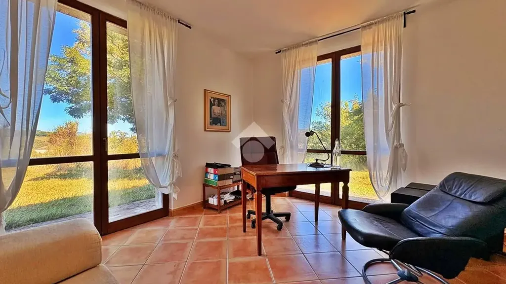 Séjour - Renovated Villa with Pool in Fabriano