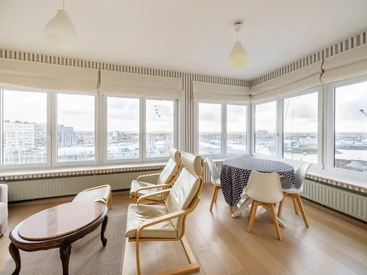 Elutuba - Sunlit Seafront Flat in Blankenberge