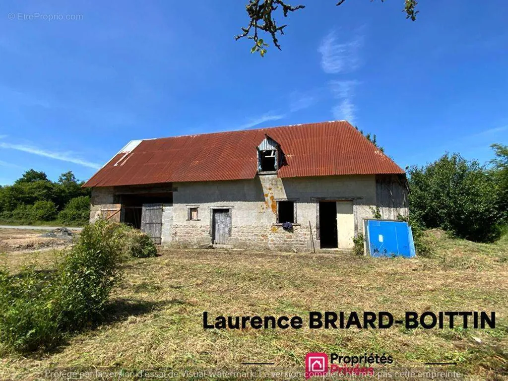 Välivaade - Renovable Building Plot with Valley View in Montbray