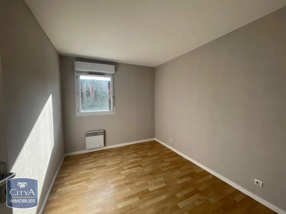 Pièces - Appartement T3 avec Balcon à Lons