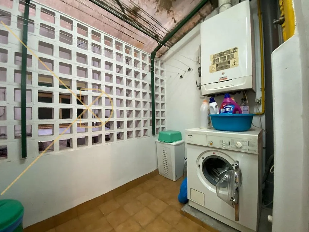 Pesuköök - Apartment with Terrace in Les Corts, Barcelona