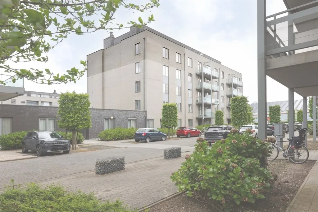 Extérieur - Appartement avec Terrasse et Parking à Hasselt