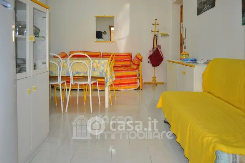 Elutuba - Ground Floor Trilocale with Garden in Maierà