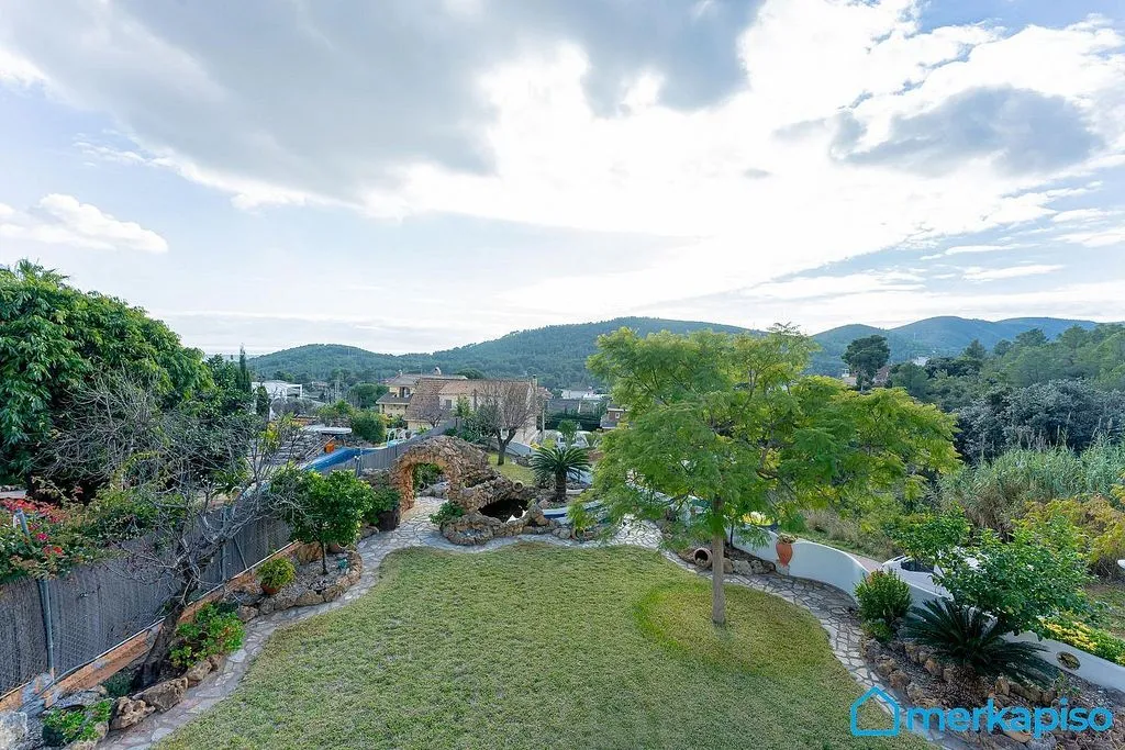 Jardin - Luxury House with Sea View in Gavà