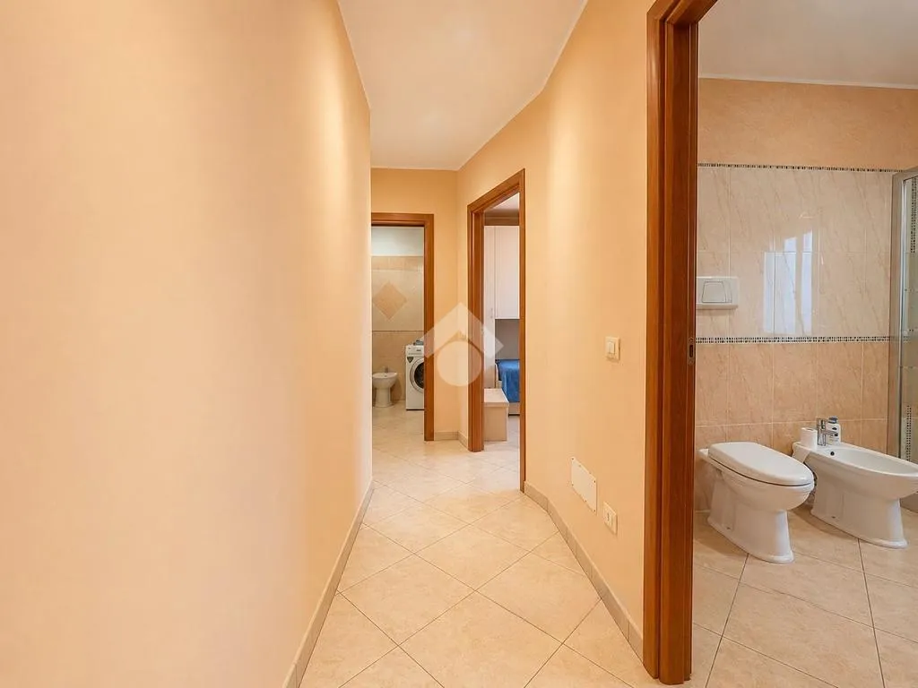 Vannitoad - 3-Room Apartment with Solarium in Quartu Sant'Elena