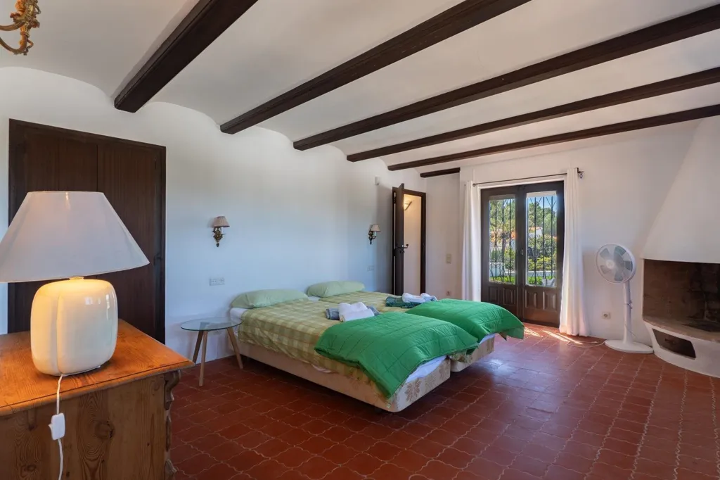 Chambres - Mediterranean Villa with Pool in Pla del Mar