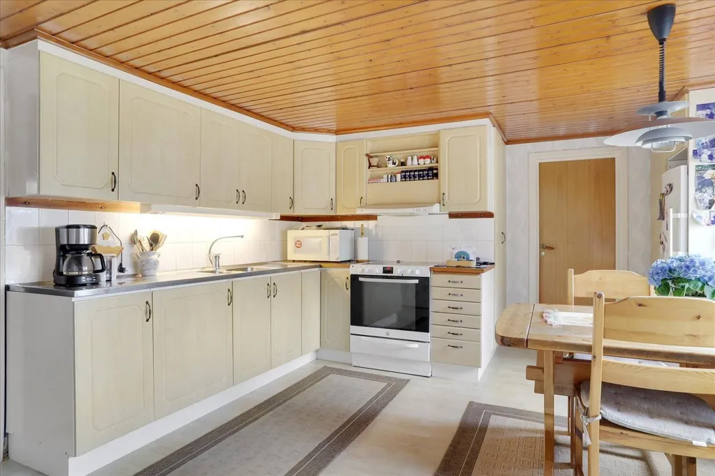 Kitchen - Historic House with Garden in Uddevalla