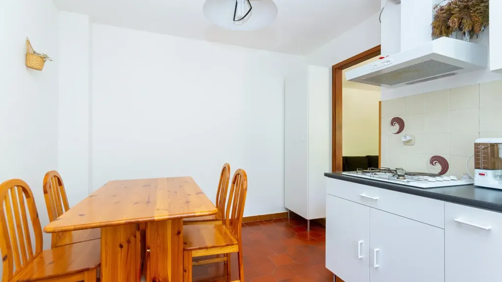 Söögituba - Ground Floor Flat with Balcony in Crissolo