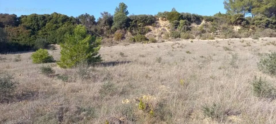 Aed - Plot with Garden in Portel-Des-Corbieres