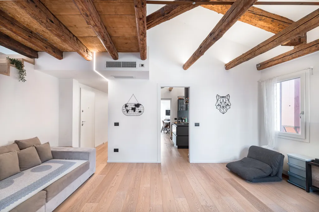 Elutuba - Renovated Flat with Central Location in Venice