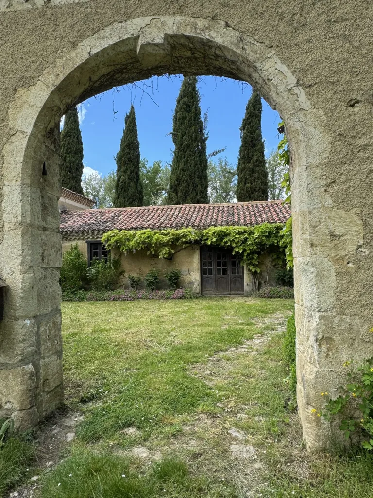 Aed - 16th Century Manor with Pool near Auch