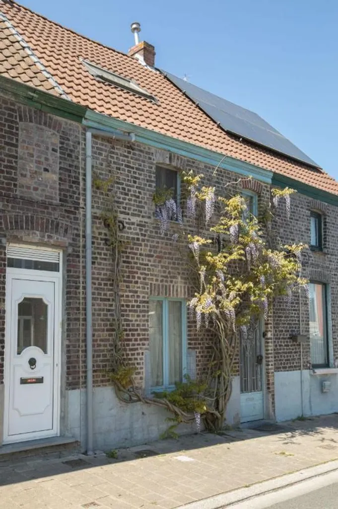 Välivaade - Renovatable House with Garden in Melle