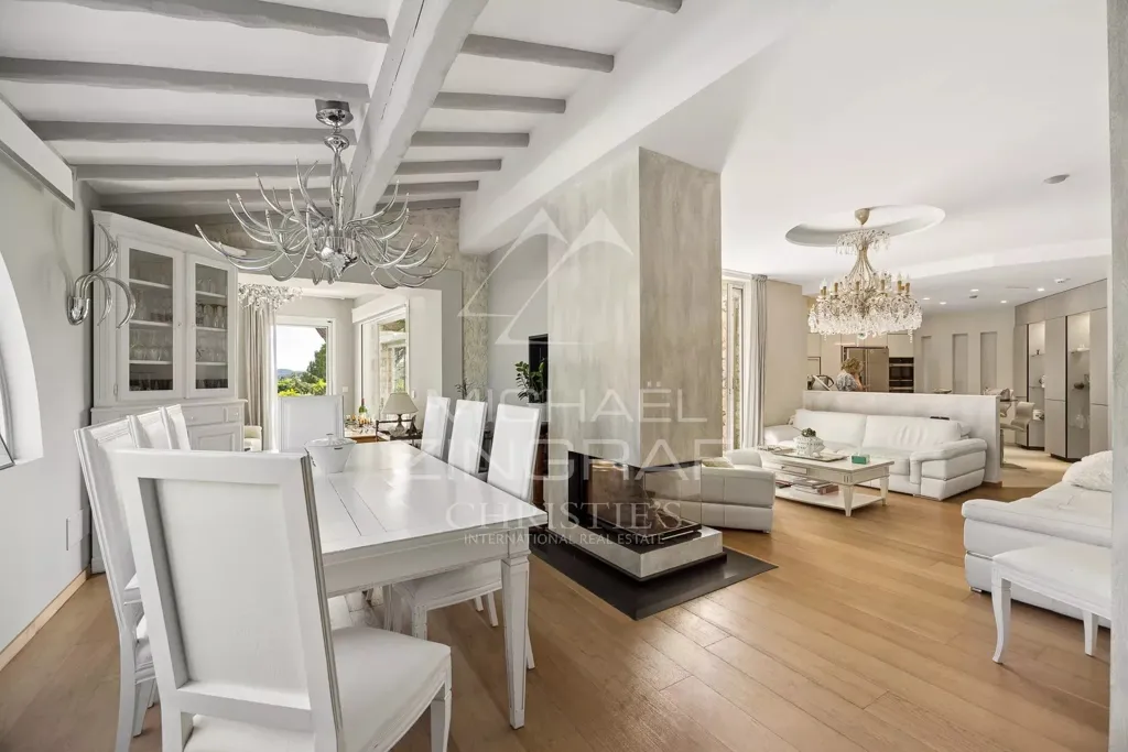 Salle à manger - Bastide Rénovée à Saint-Paul-de-Vence