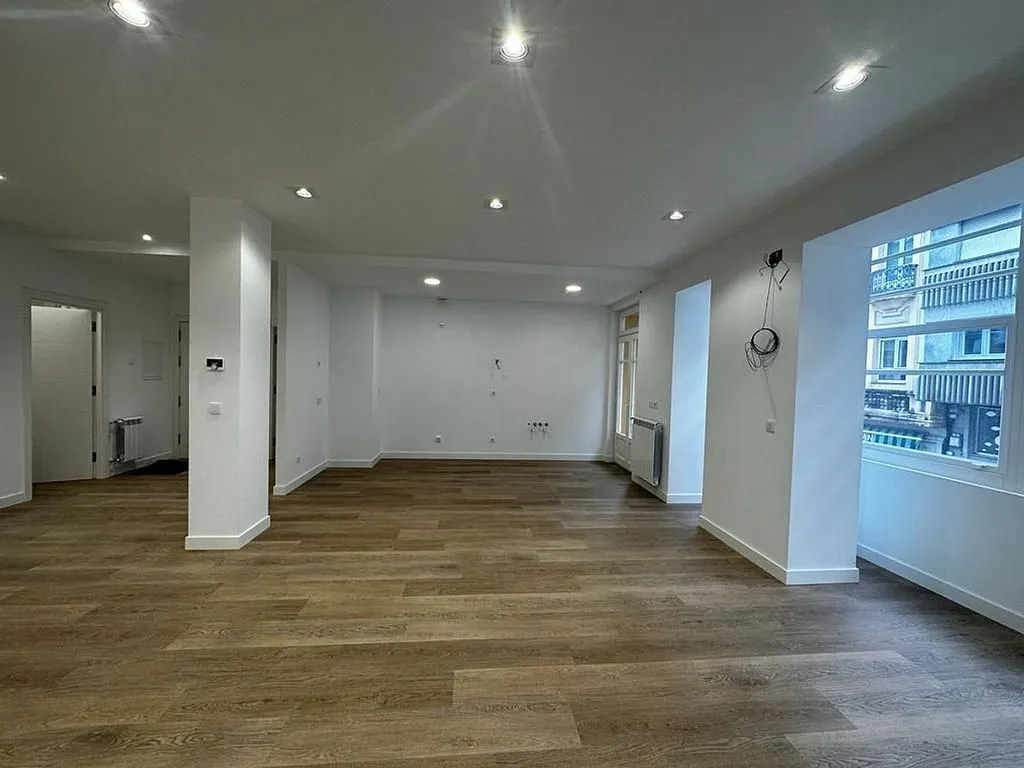 Séjour - New Flat with Garage in Lugo Centre