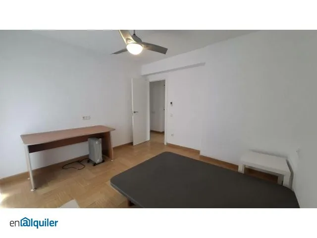 Chambres - Spacious Flat with Terrace in Algirós