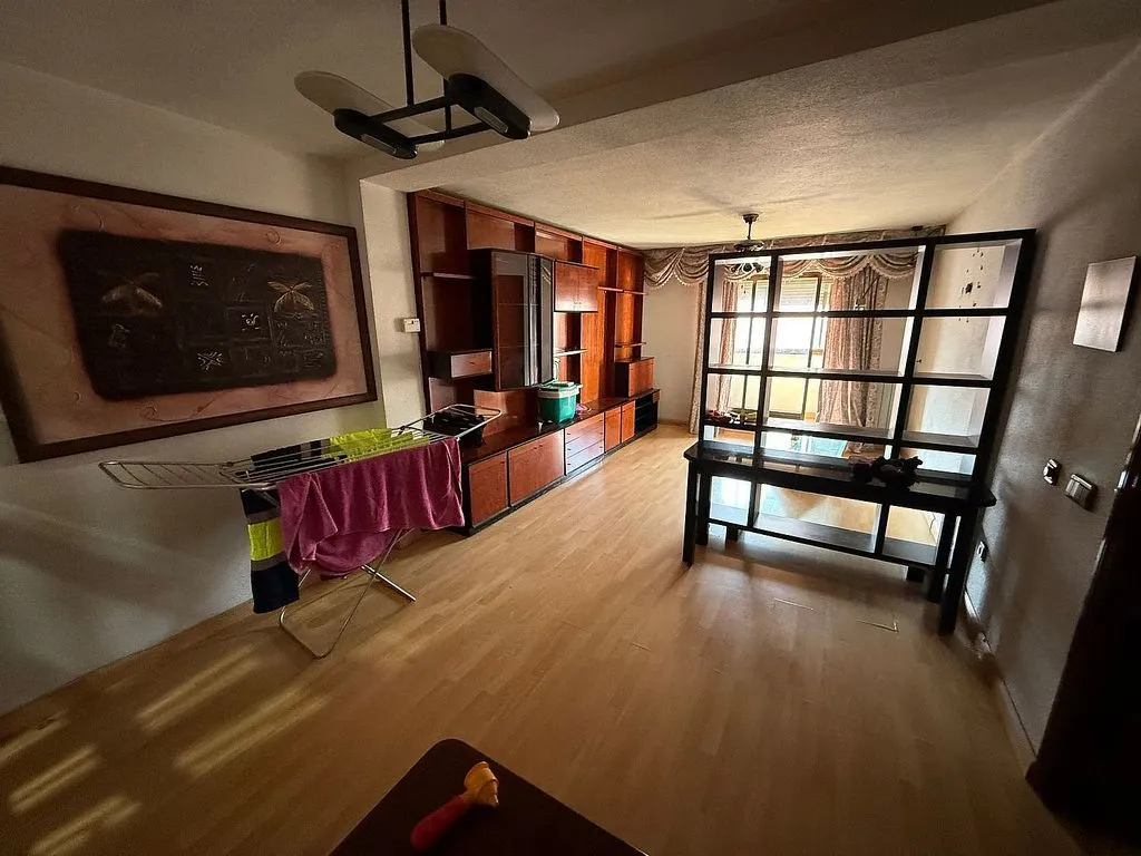 Elutuba - Bright Apartment with Balcony in Guadalajara