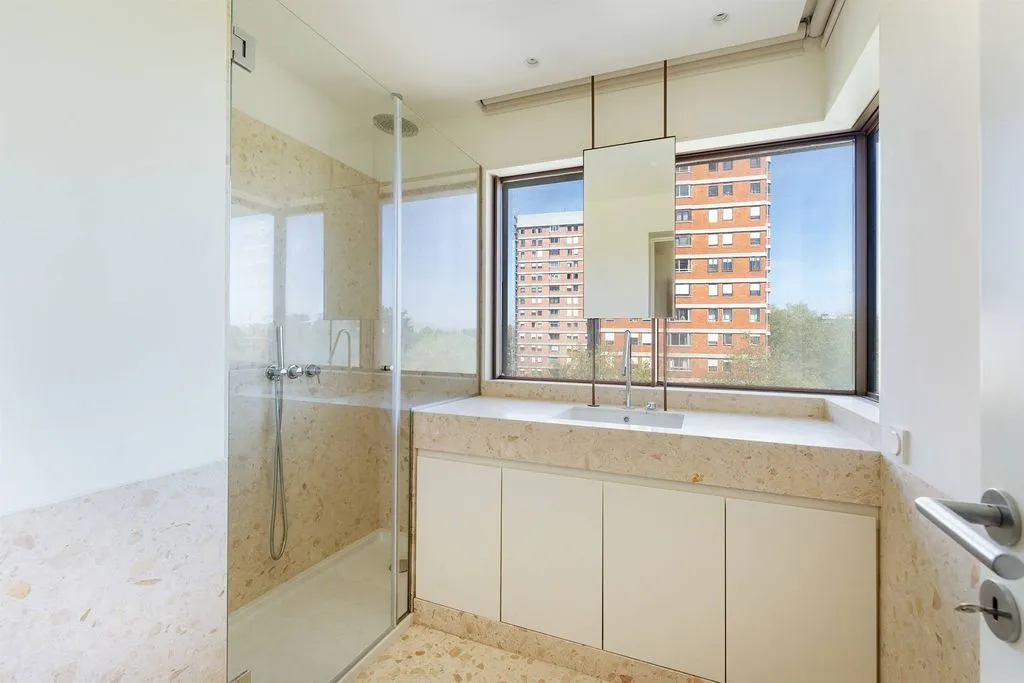 Vannitoad - Luxury Apartment with Panoramic Views in Porto