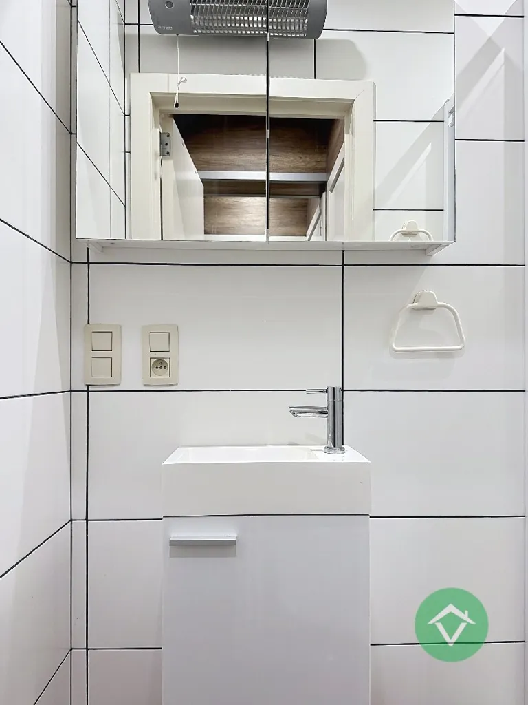 Bathrooms - Studio with Sea View in Middelkerke