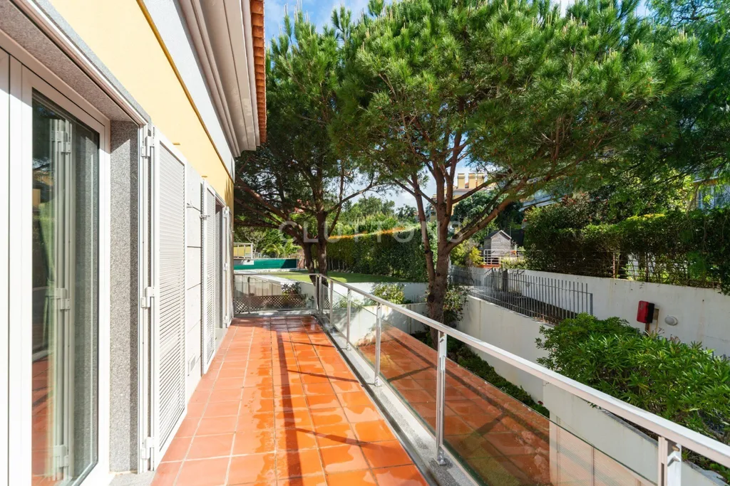 Terrass - Luxury Villa with Pool in Estoril