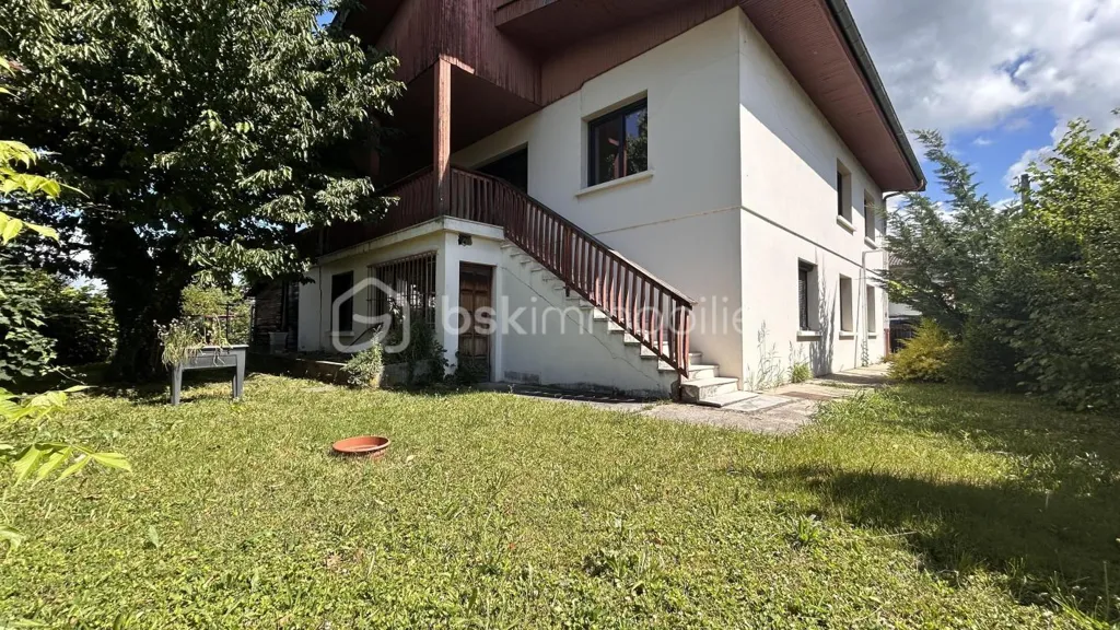 Extérieur - Maison Familiale avec Studio à Échirolles