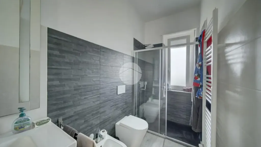 Salles de bain - Energy-Efficient Apartment with Balcony in Piossasco