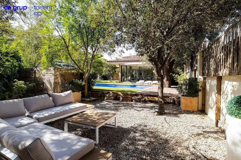 Piscine - Luxury Detached House with Pool in L'Escala