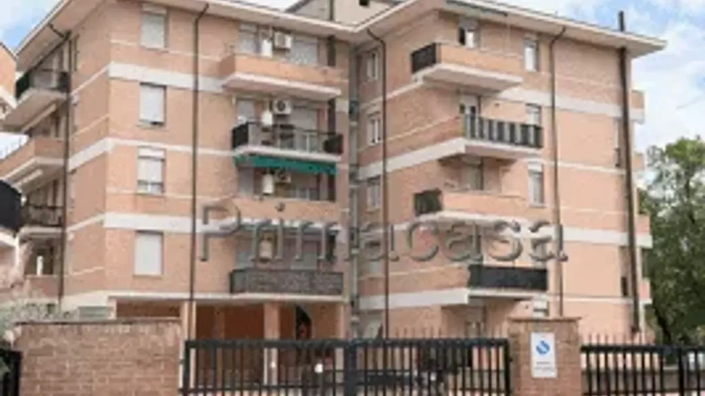 Välivaade - Quadrilocale with Balcony in Verona