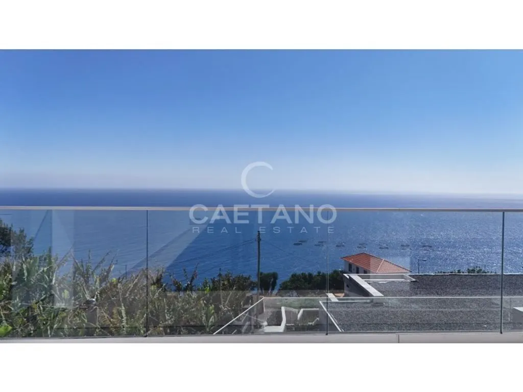 Terrasse - Contemporary Villa with Ocean View in Calheta, Madeira