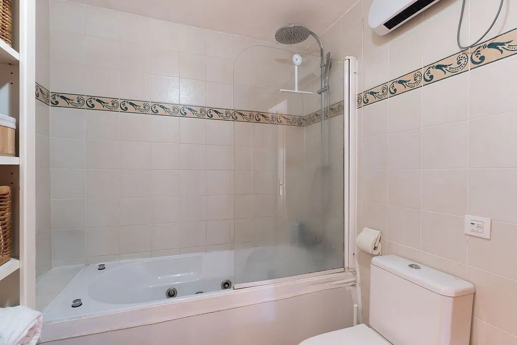 Vannitoad - Terraced House with Pool in Mascarat