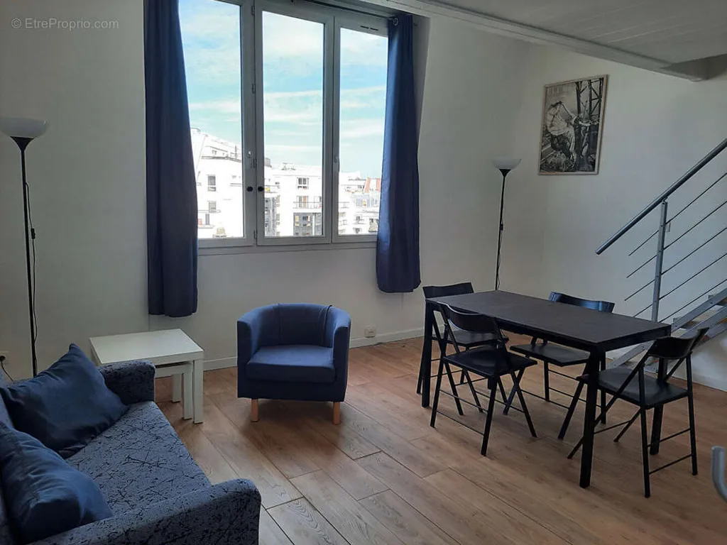 Séjour - Duplex Vue Tour Eiffel à Montparnasse
