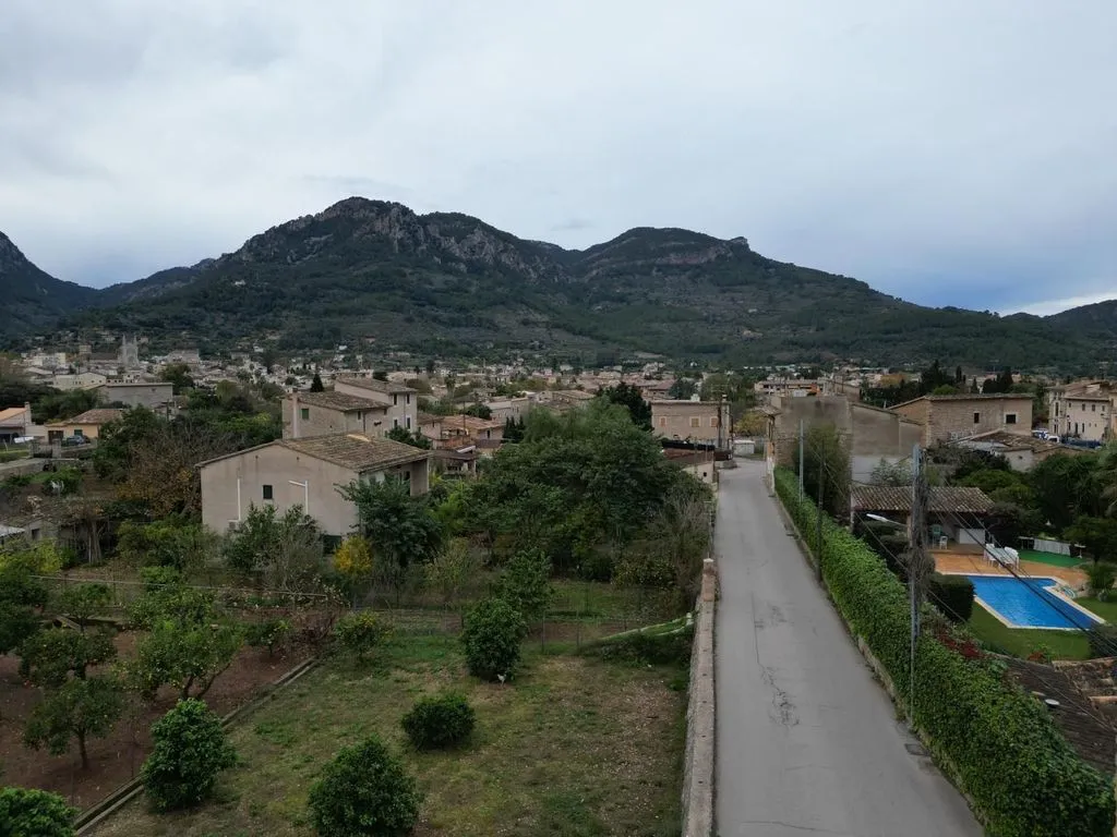 Jardin - Building Land with Stream in Soller, Mallorca