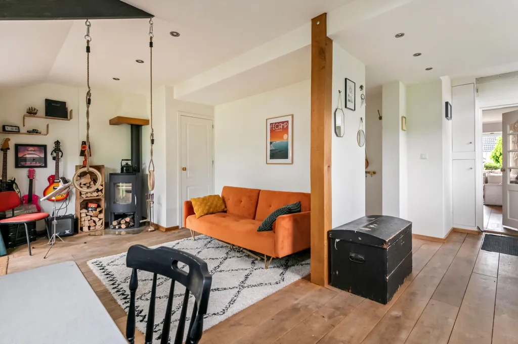 Séjour - Charming Free-Standing House with Garden View in Deil