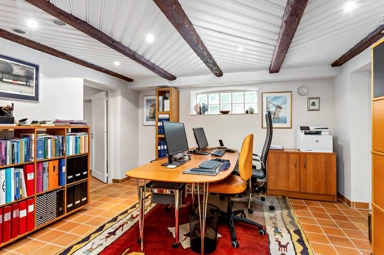 Studio - 1½-Storey Villa with Pool in Hörntomt
