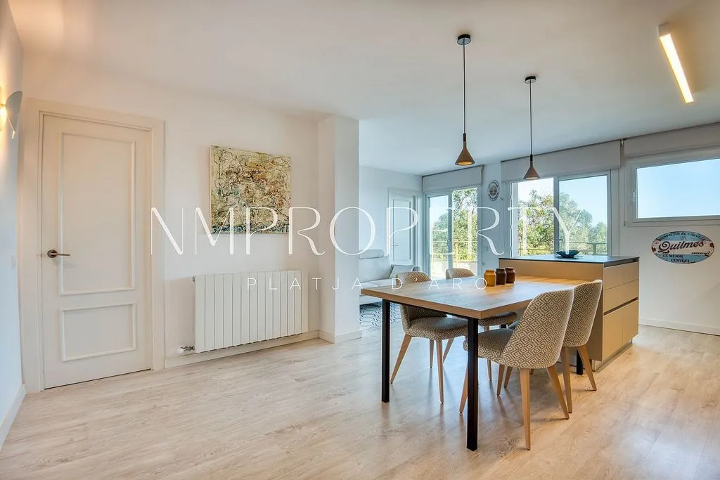 Salle à manger - Apartment with Sea View and Pool in S'Agaró