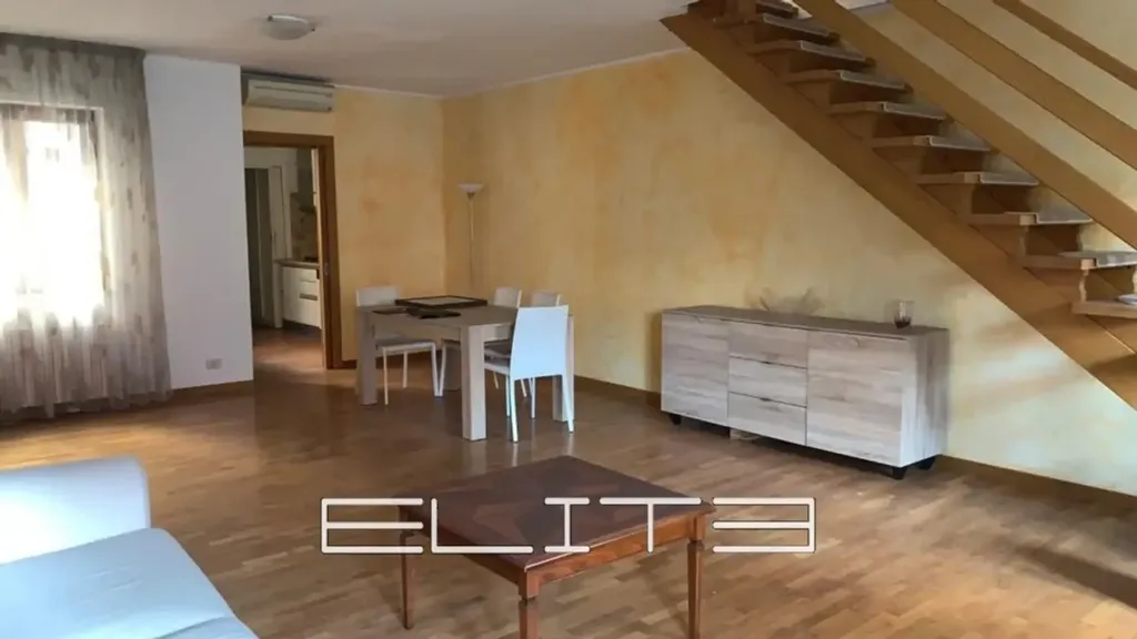 Appartement 3 pièces à IT
