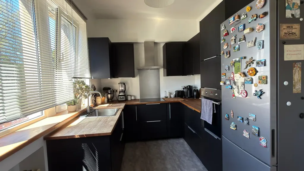 Cuisine - Appartement avec Balcon dans le Parc de Forest