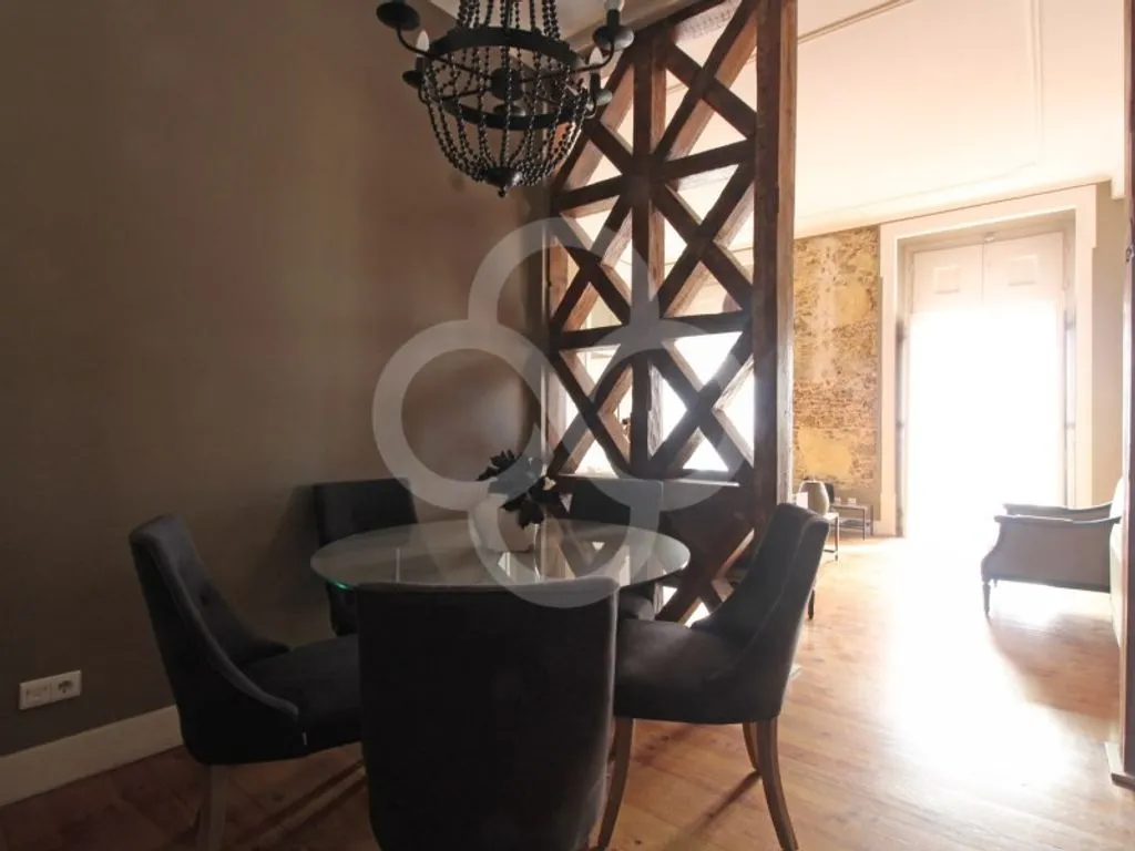 Salle à manger - Fully Renovated 2-Bed Flat in Bica, Lisbon