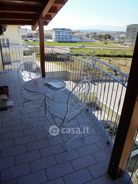 Balcon - Newly Built Flat with Balcony in Montesilvano