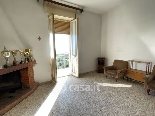 Séjour - Ground Floor Apartment with Garden in Macomer