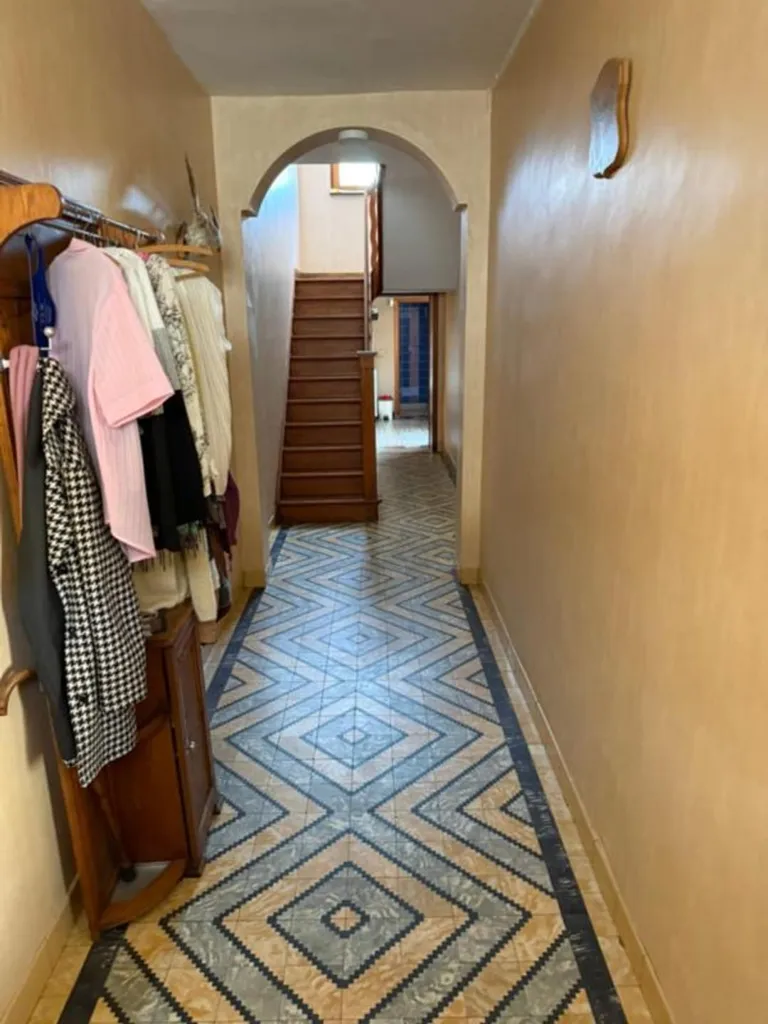 Entrée - Maison mitoyenne à rénover à Melen
