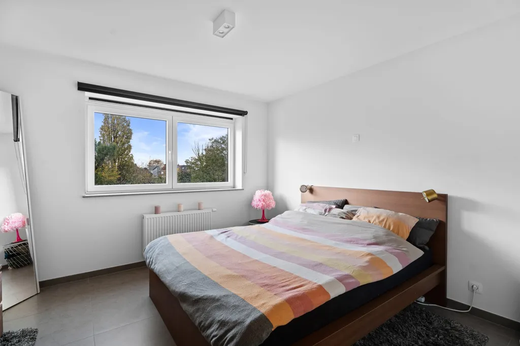 Magamistoad - Modern House with Solar Panels in Eeklo