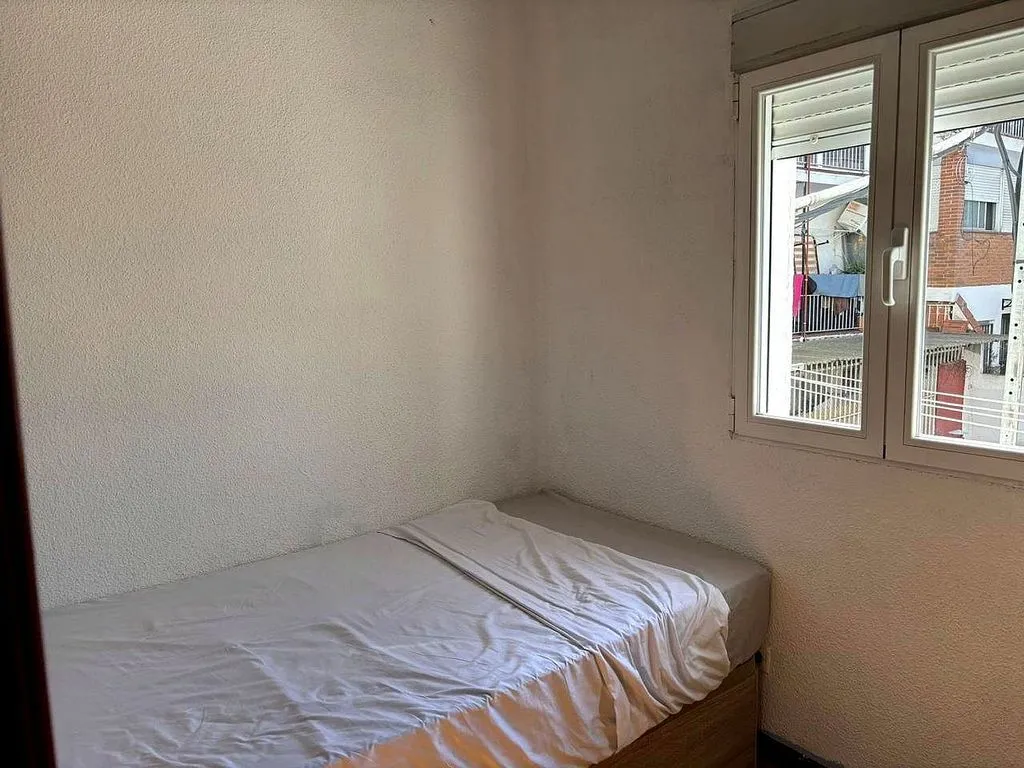 Bedrooms - Bright Apartment with Terrace in Guabairo, Madrid