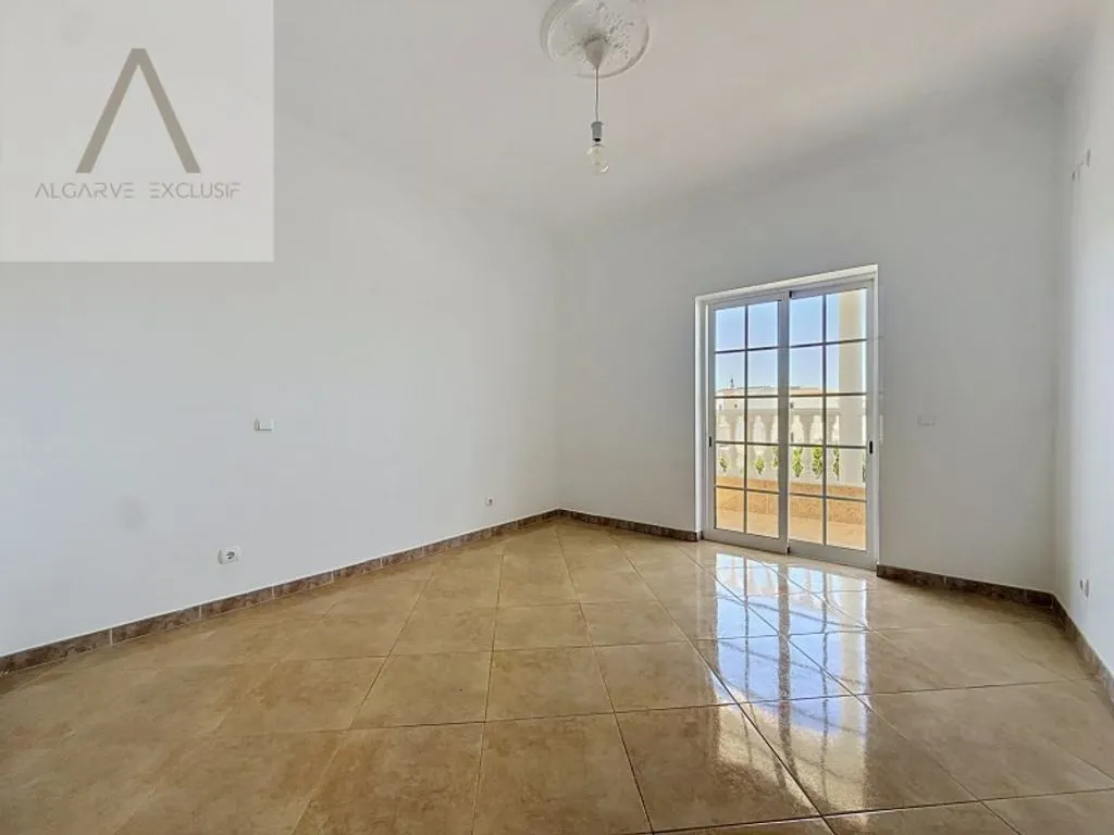 Pièces - Renovated Villa with Pool in Olhão