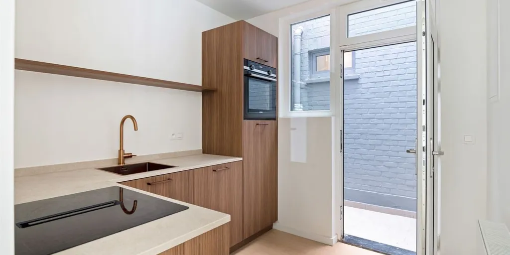 Cuisine - Appartement Rénové avec Garage à Lier
