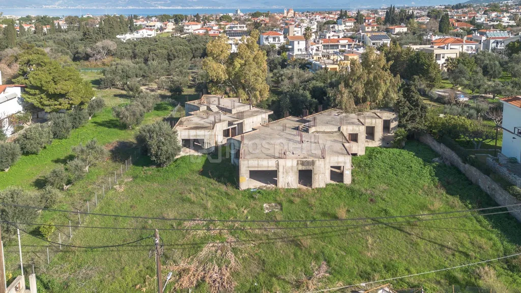 Vue aérienne - Unfinished Duplex with Private Yard in Rio, Achaia