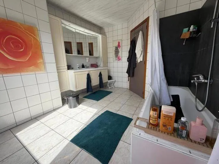 Bathrooms - House with Garden in Scheldewindeke, Oosterzele
